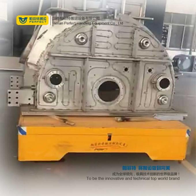 Chariots sans rail de transfert de puissance de batterie de contrôle automatique sur le plancher de ciment