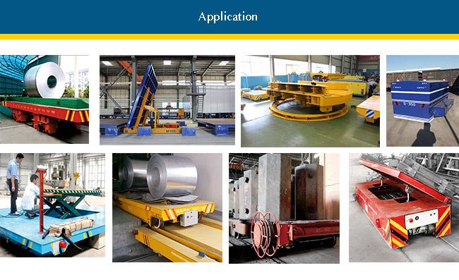Les utilisations de levage portatives de plate-forme dans l'usine entreposent le transport de cargaison avec l'équipement de levage